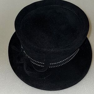 Deborah Fashion: Black velvet/felt, jewel embellished banding/w felt ribbon.